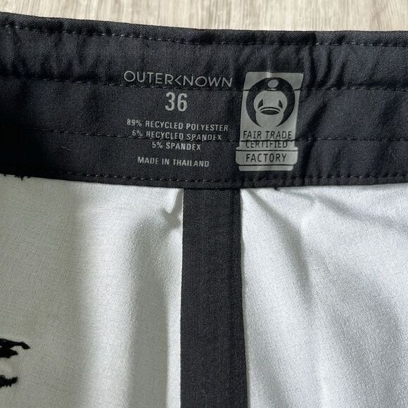 Outerknown Tasty Scallop Mid-Length Swim Shorts Trunks - Men’s Size‎ 36 - Picture 10 of 12